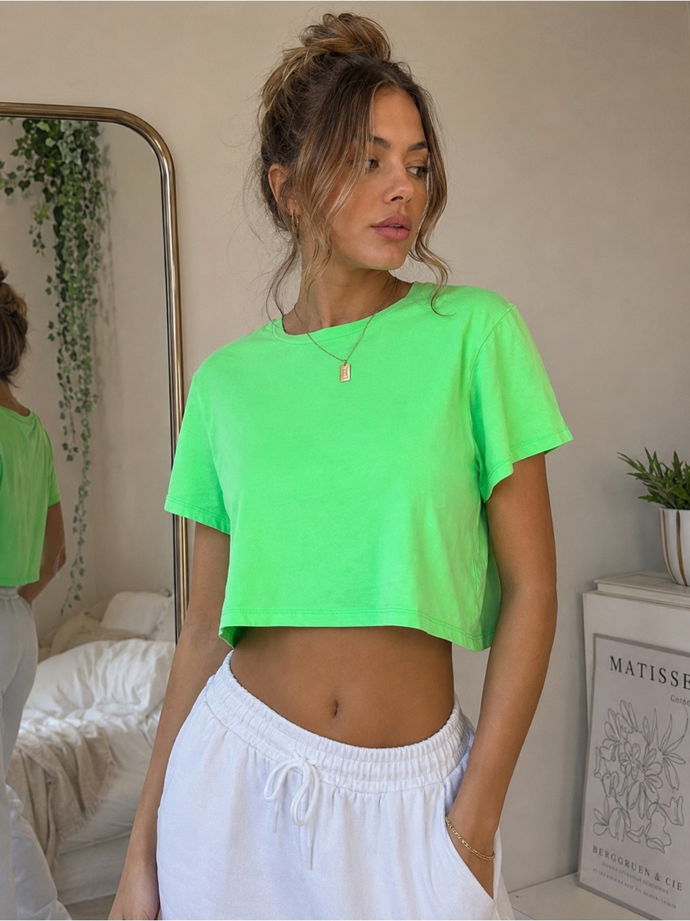 NWT Neon Green Cropped Tee Boxy Crop Top Medium